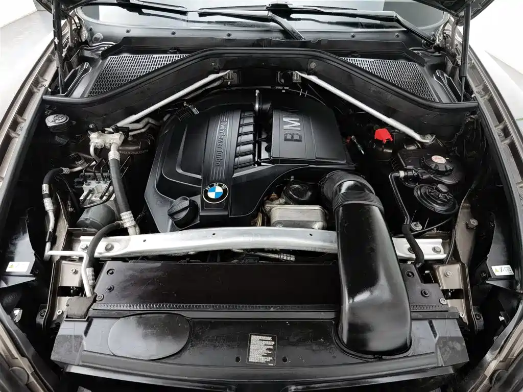 BMW X5 (Import) 2013 xDrive35i Leading фото 6