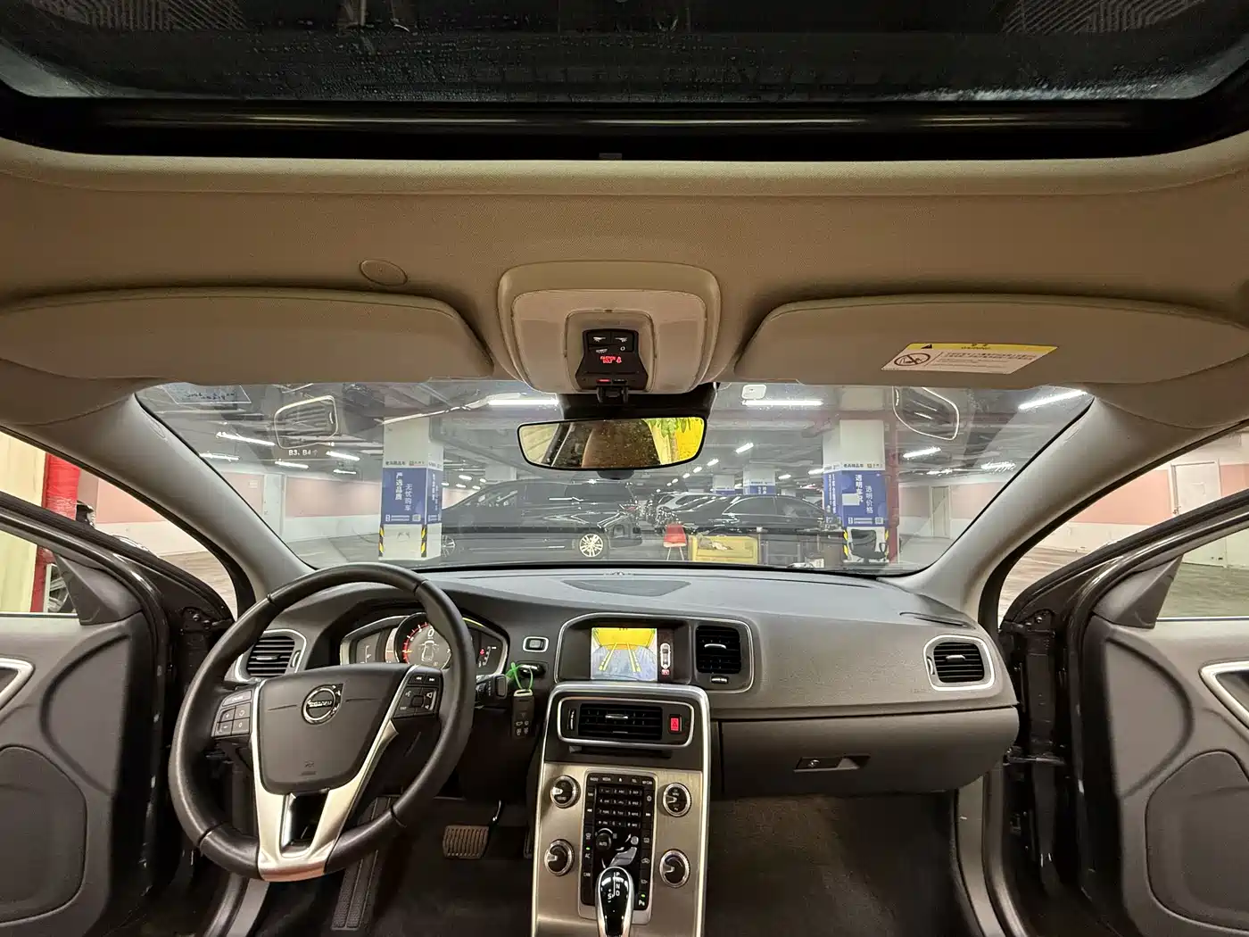 Фото 35 - Volvo S60