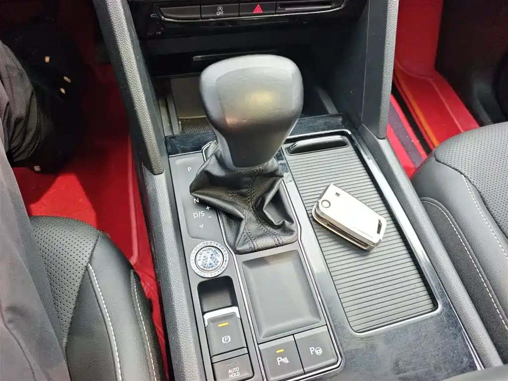 Volkswagen Teramont 2020 Facelift 330TSI 2WD Luxury фото 14