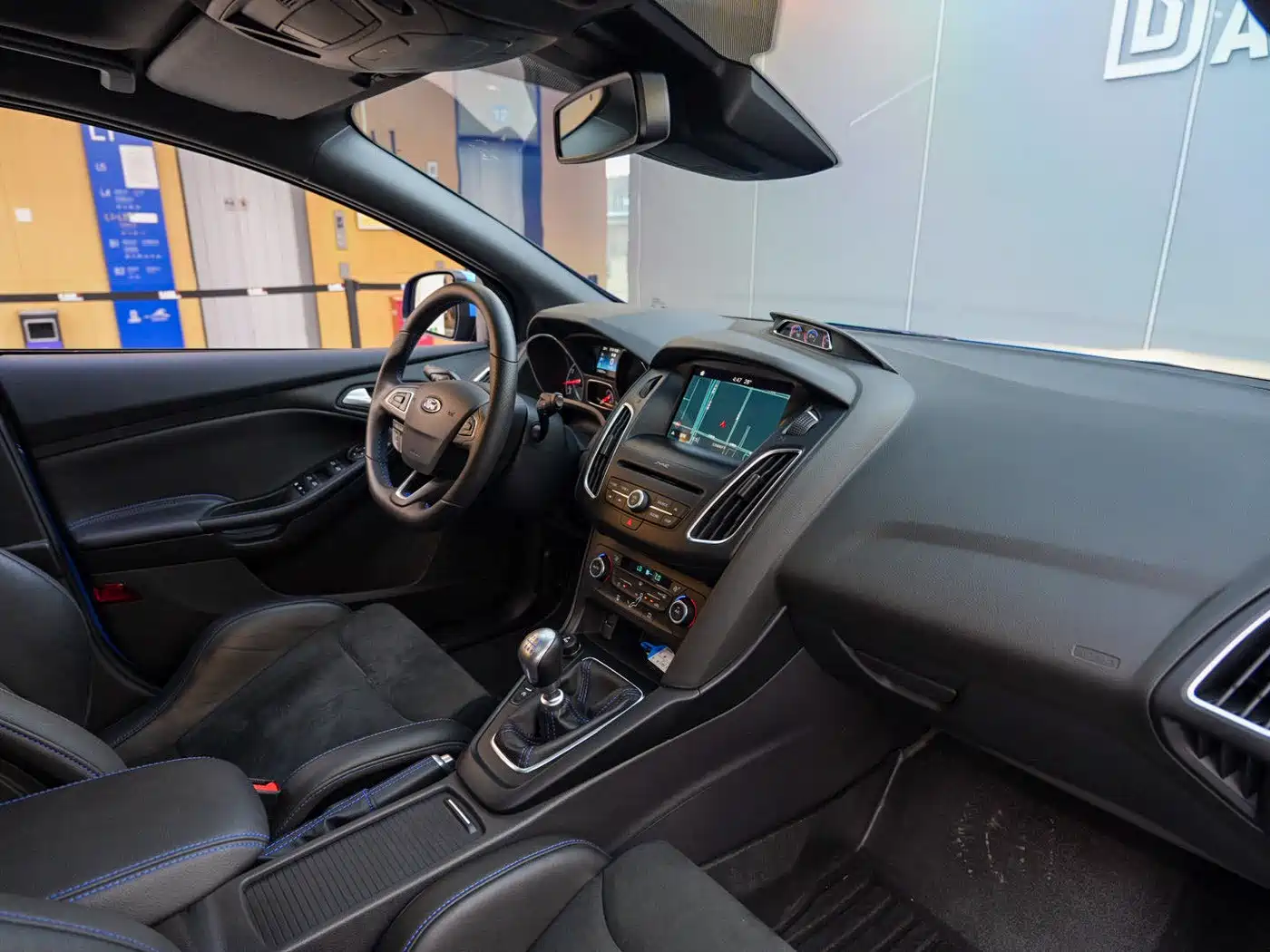 Ford Focus (Import) 2018 2.3T RS Track Edition фото 11