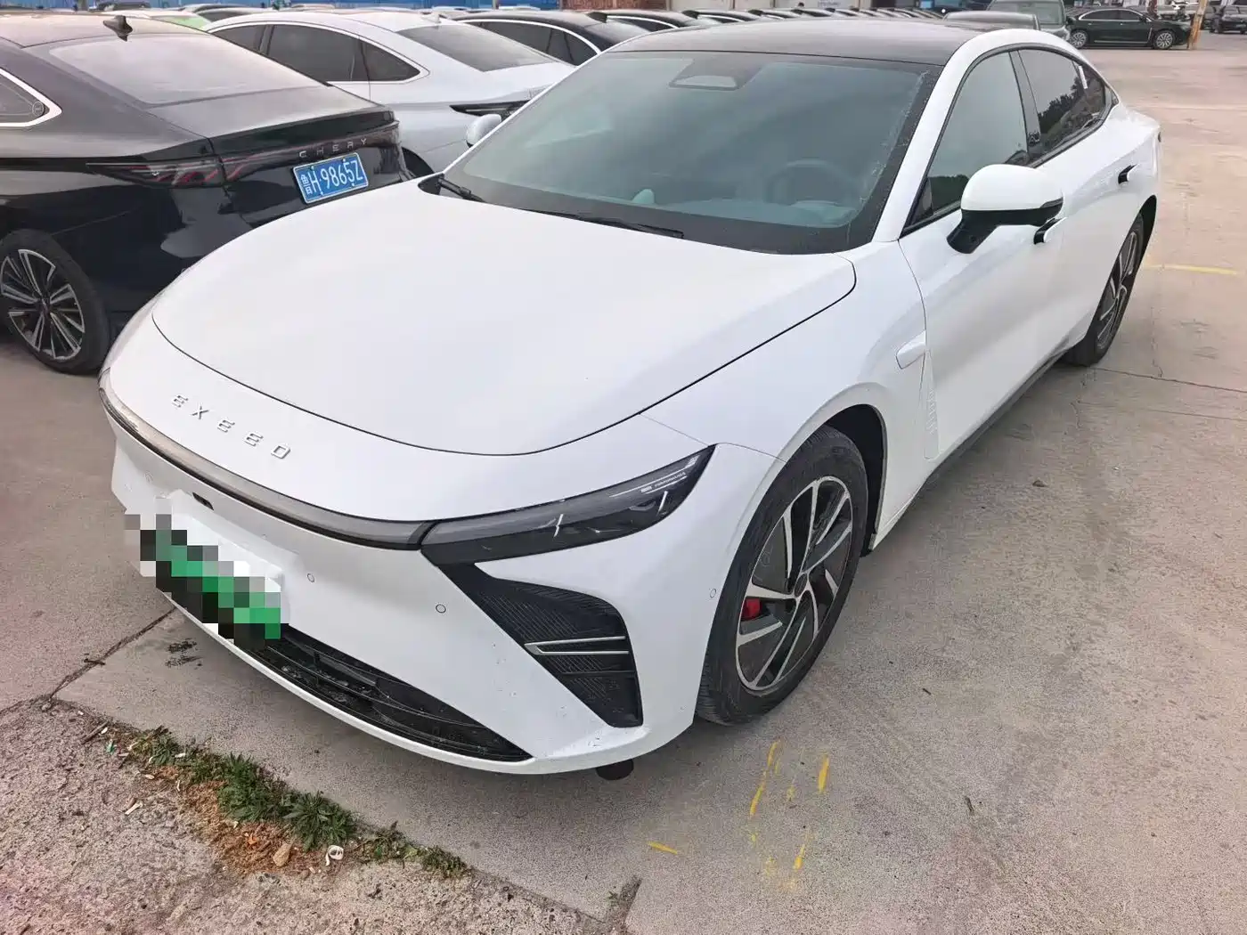 Exeed Exlantix ES 2025 Range Extender Pro Highway Assist