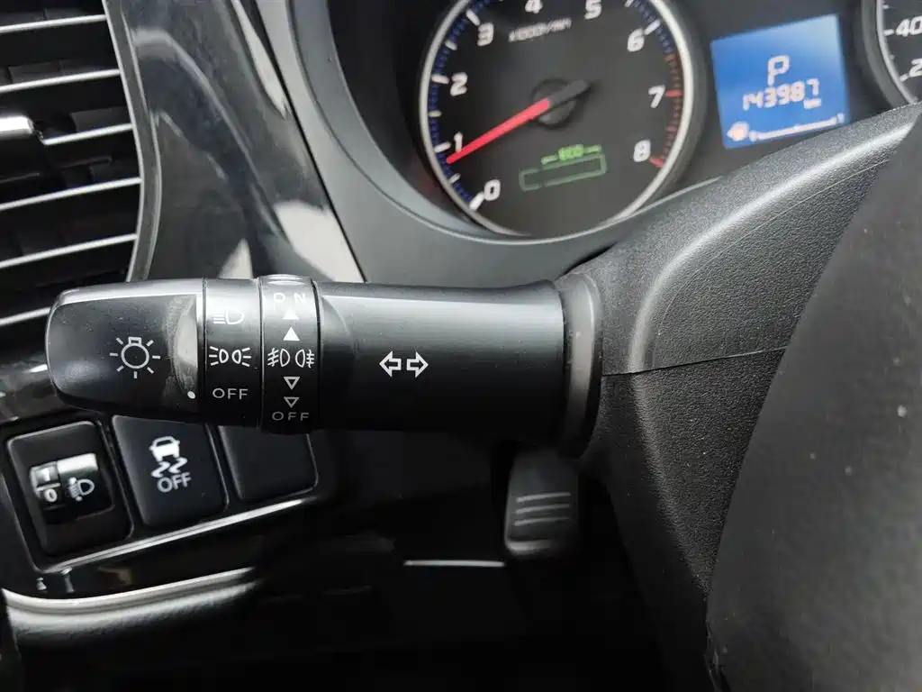 Mitsubishi Outlander 2018 2.0L 2WD Glory Edition 5-seater фото 21