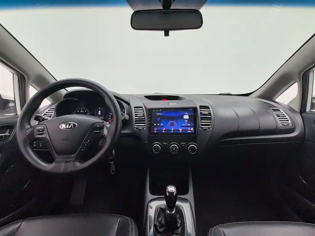 Kia K3 2016 1.6L Manual GLS фото 5