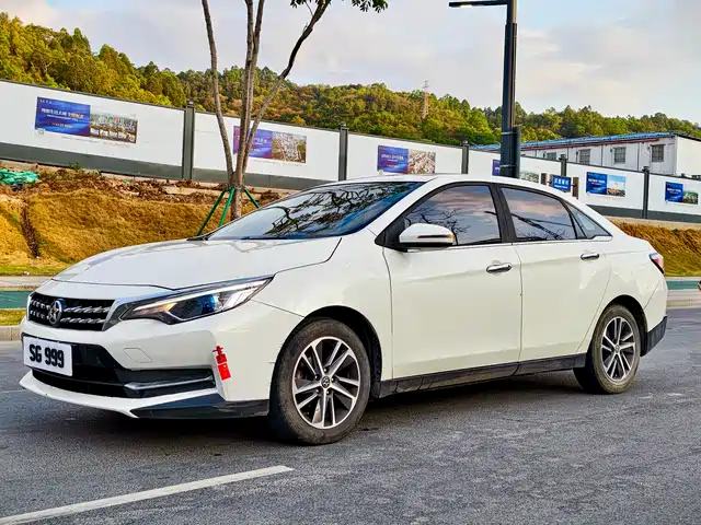  Venucia Venucia D60 2018 1.6L CVT Smart Elite Edition