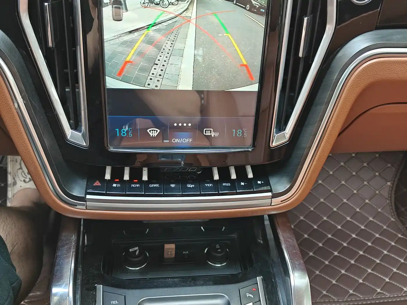 2018 Zotye T700