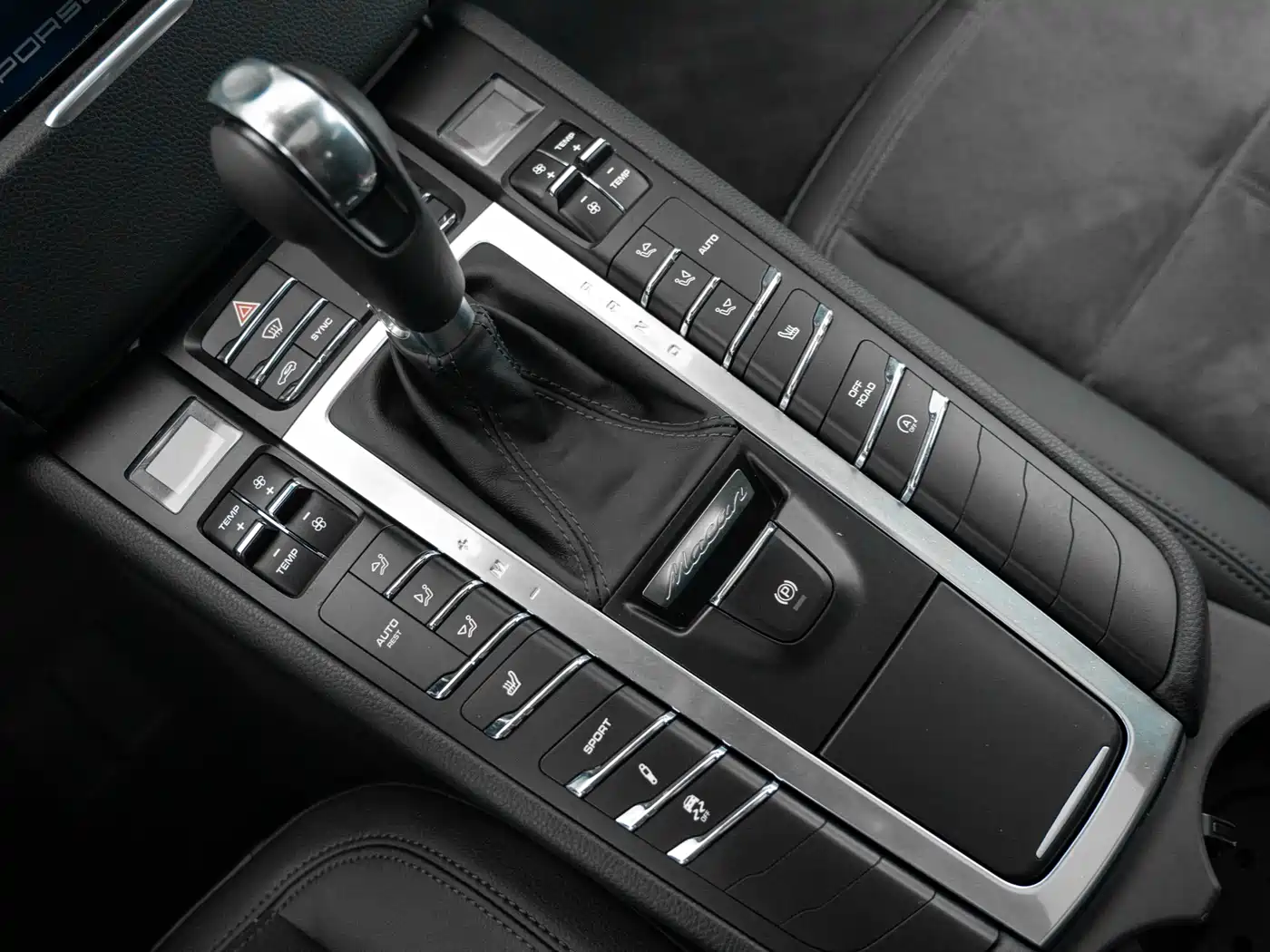 Porsche Macan 2014 Macan 2.0T фото 16