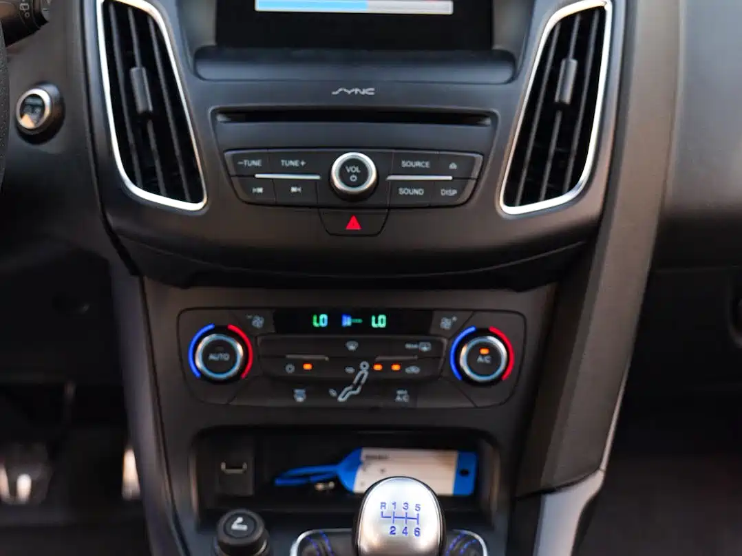 Ford Focus (Import) 2018 2.3T RS Track Edition фото 12