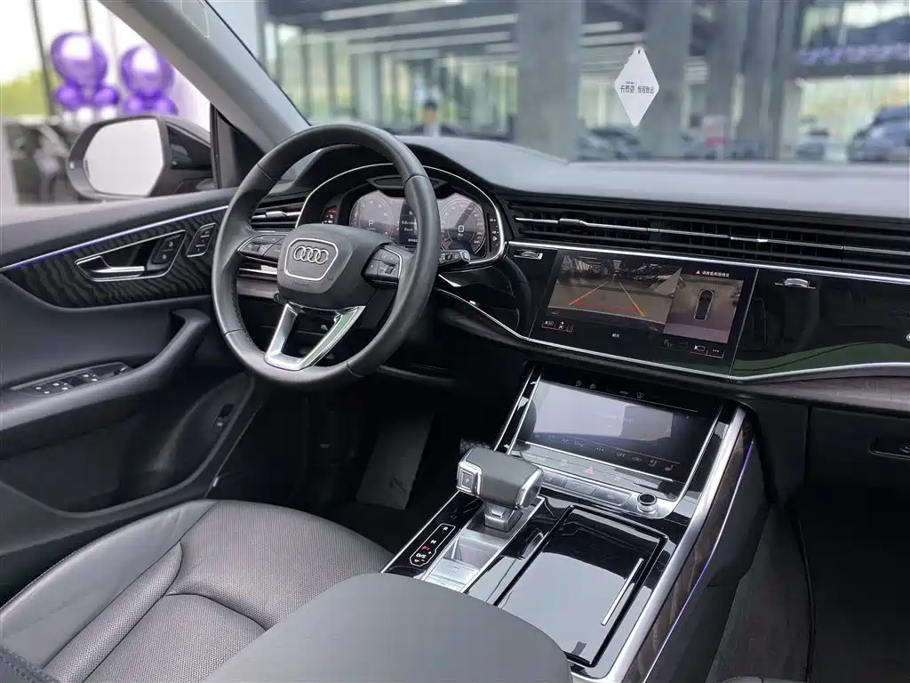 Audi Q8 2022 55 TFSI Luxury Dynamic фото 14