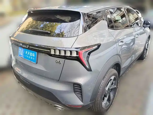 Lynk & Co 06 2023 Remix 1.5T Power Pro — фото 2