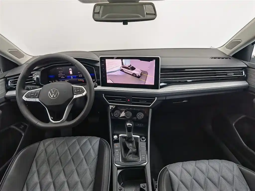 Volkswagen Sagitar 2025 300TSI DSG Surpass Edition фото 5