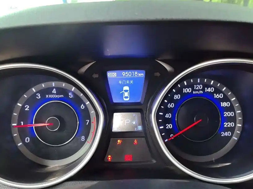 Hyundai Langdong 2015 1.6L Auto Premium фото 5