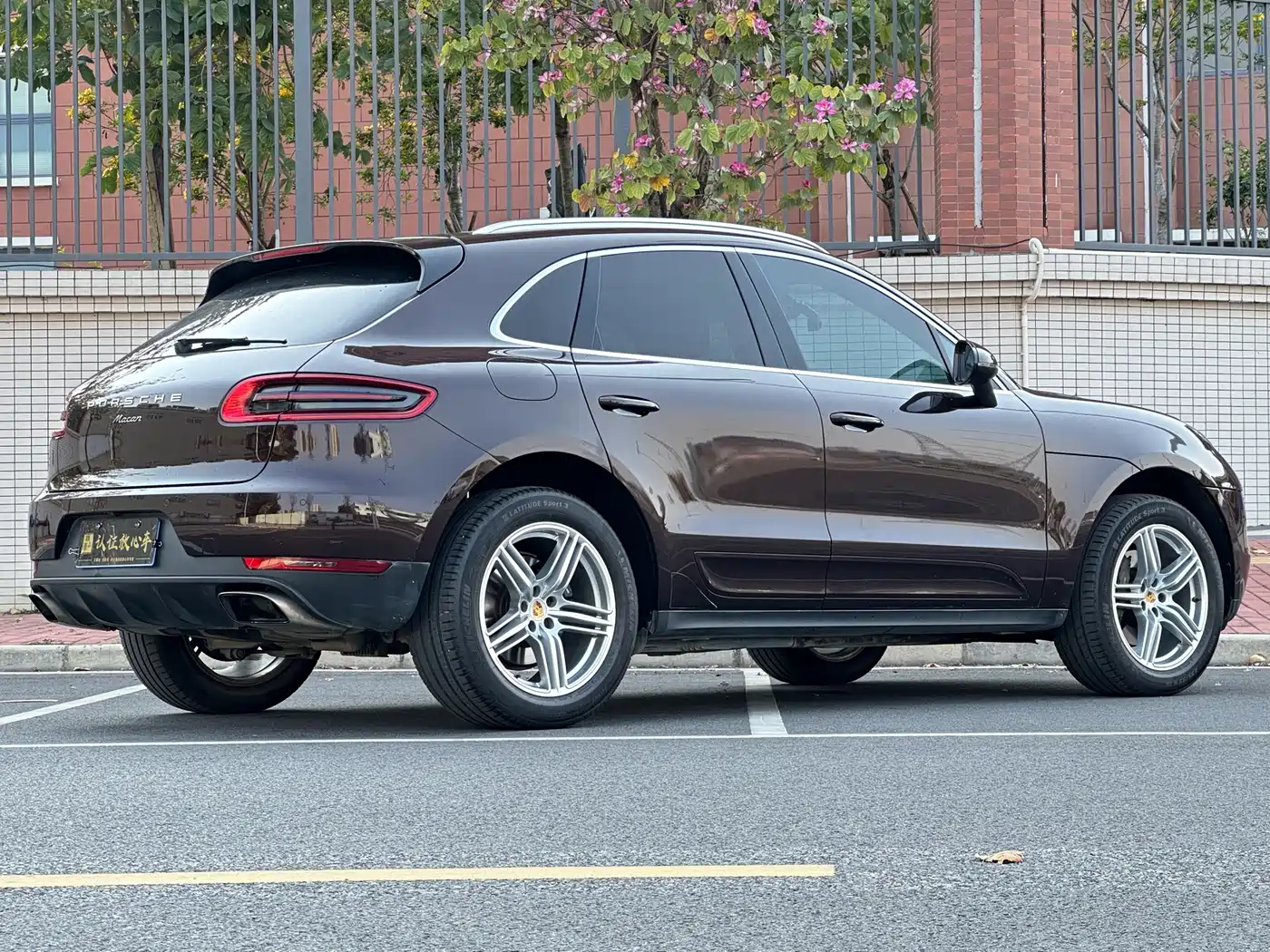 Porsche Macan 2016 Macan 2.0T фото 6