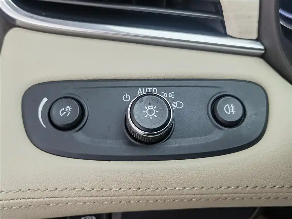 Buick LaCrosse 2018 Model 30H Elite Edition фото 21