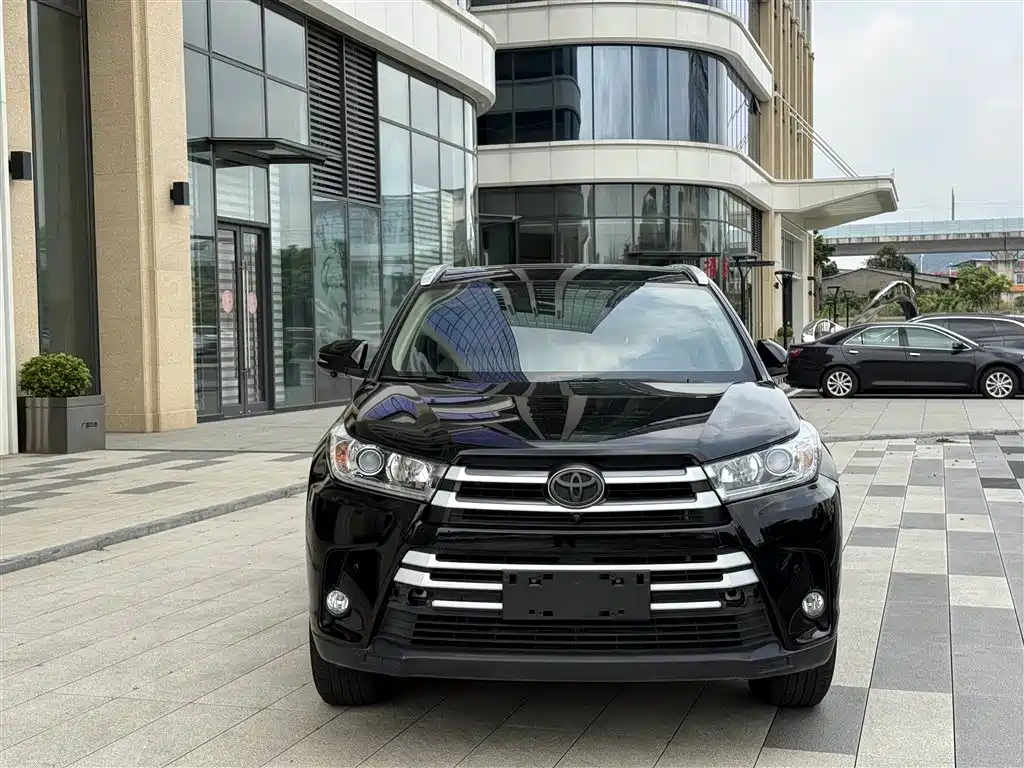 Toyota Highlander 2018 2.0T 2WD Elite 7-seater (China V) фото 2