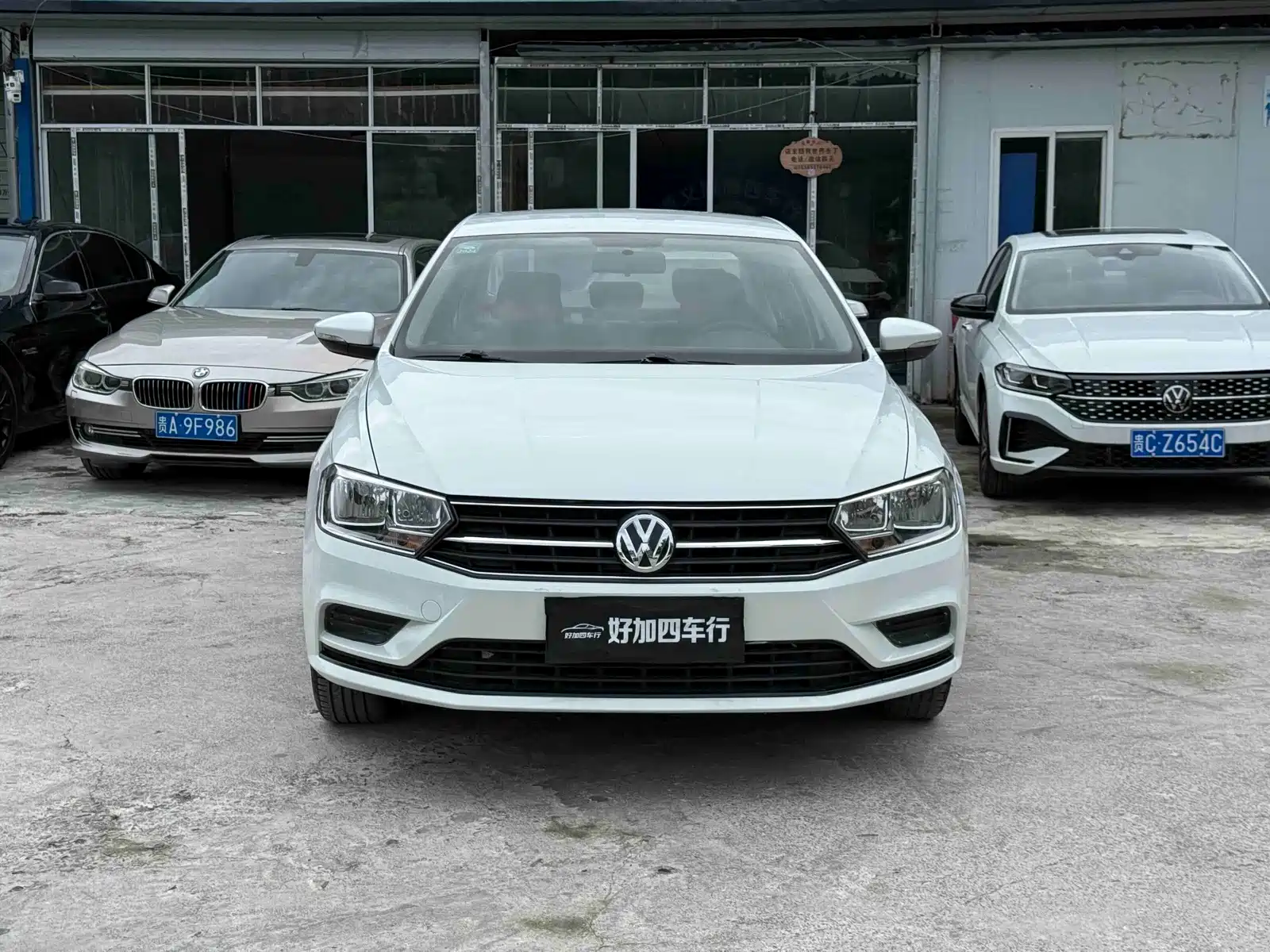 Photo 2 - Volkswagen Bora