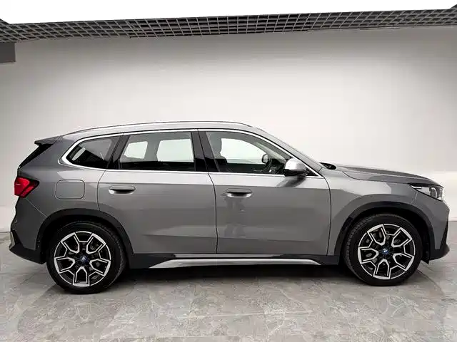 BMW iX1 2023 xDrive30L M Sport Package фото 14