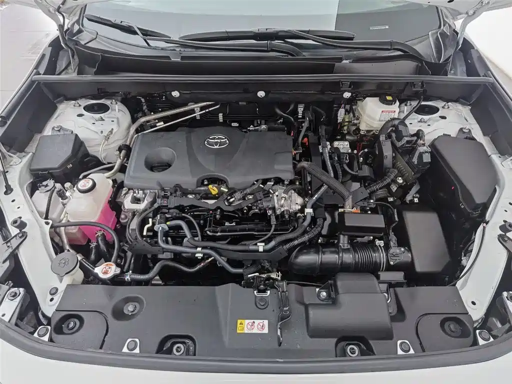Toyota Wildlander 2023 Hybrid 2.5L E-CVT FWD Luxury PLUS Edition фото 6