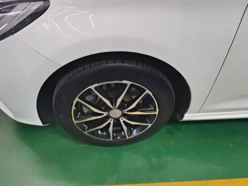 BYD Song MAX 2017 2017 1.5T Auto Smart Connect Premium 7-seater