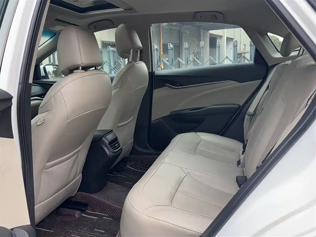 Buick Excelle 2019 15T DCT Connected Elite Type China VI фото 16