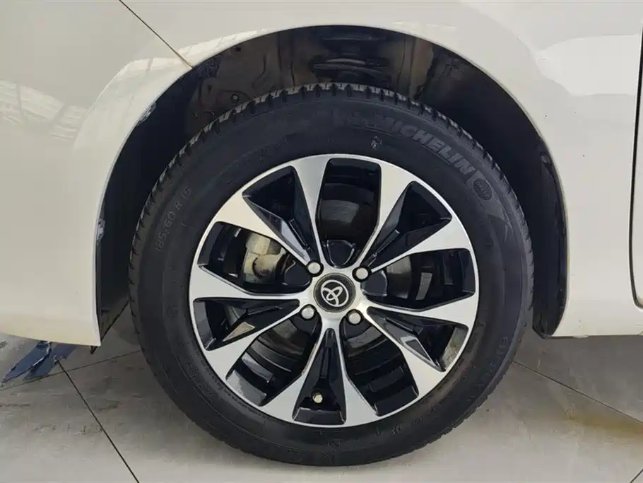 Toyota YARiS L Zhi Xuan 2016 Facelift 1.5E CVT Charming Edition фото 6