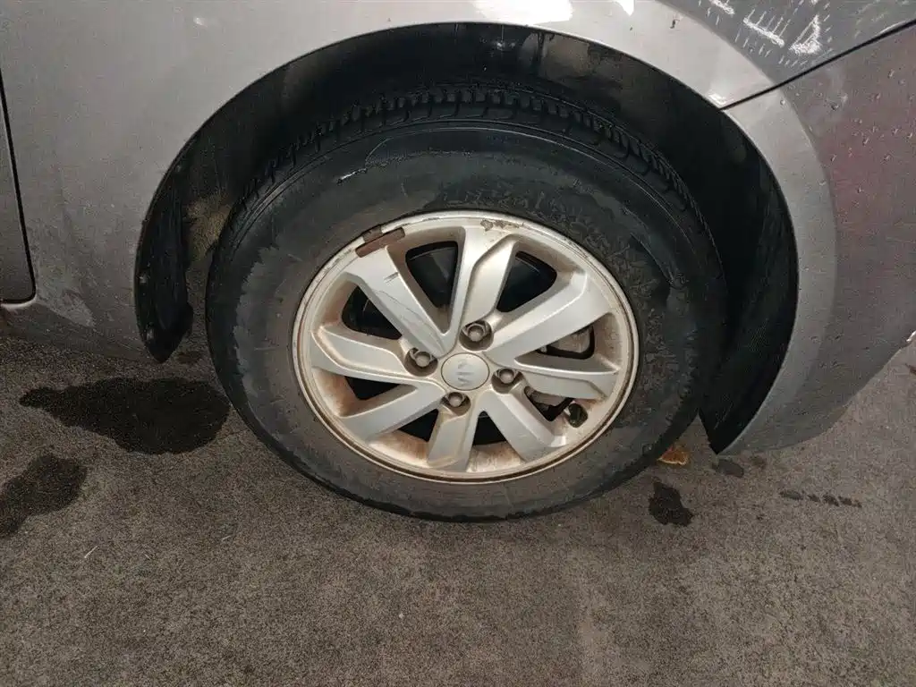 Kia K2 2015 Sedan 1.4L MT GLS фото 26