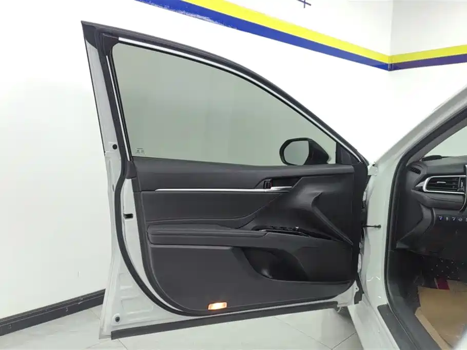 Toyota Camry 2022 2.0GVP Leading Edition фото 7