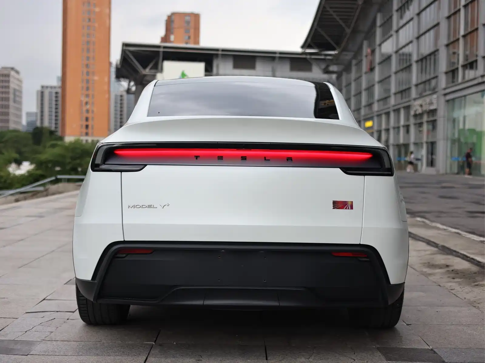 Фото 6 - Tesla Model Y