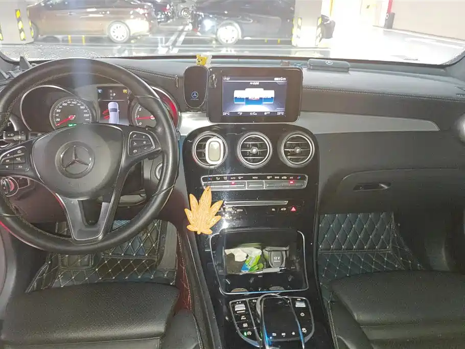 Mercedes-Benz GLC 2019 Model GLC 200 L 4MATIC фото 12