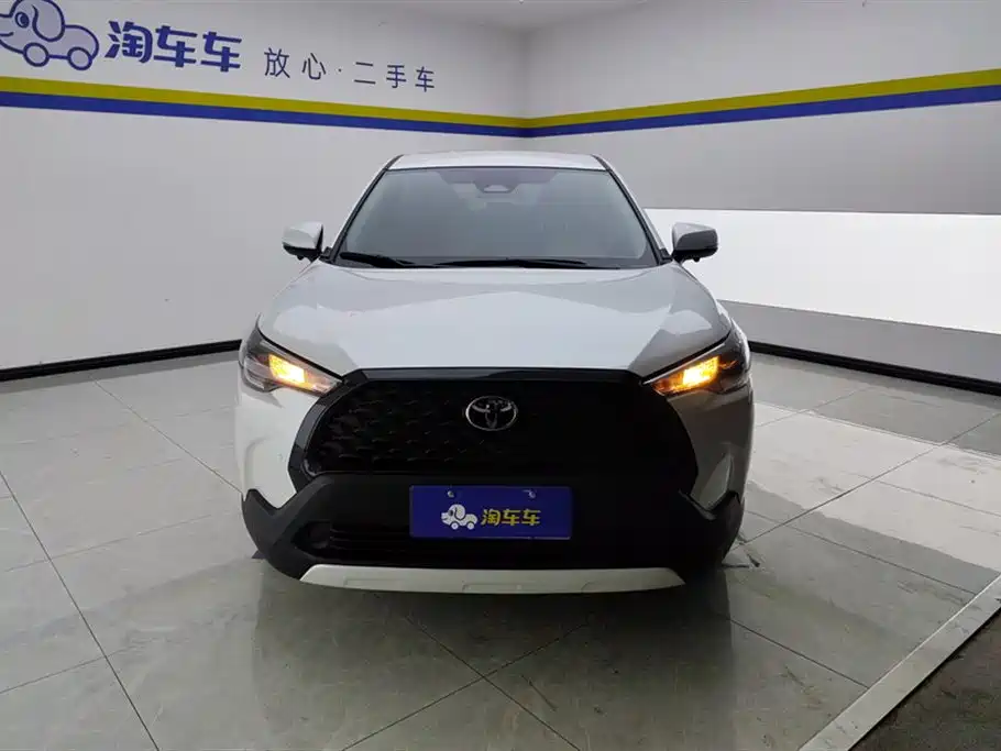 Toyota Corolla Cross 2023 2.0L Pioneer Edition фото 2