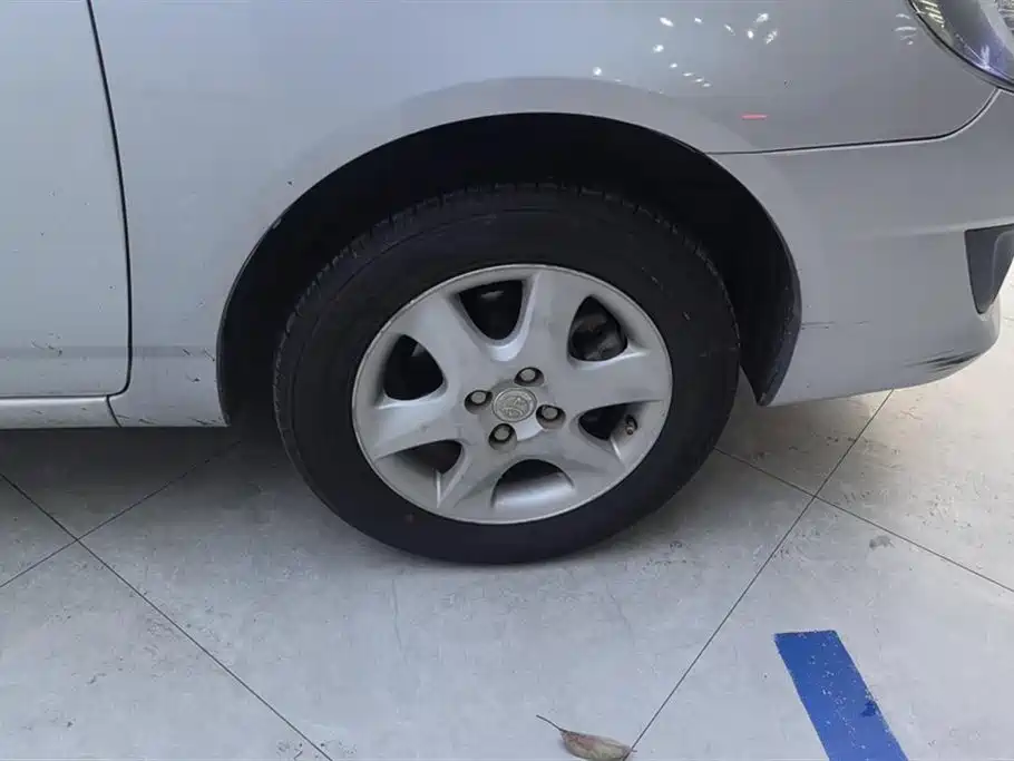 Toyota Corolla 2013 1.6L Automatic Excellence Edition фото 6