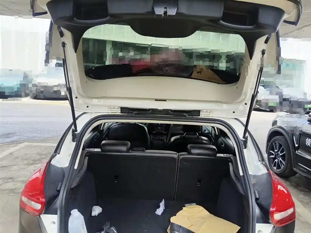 Фото 5 - Ford Focus