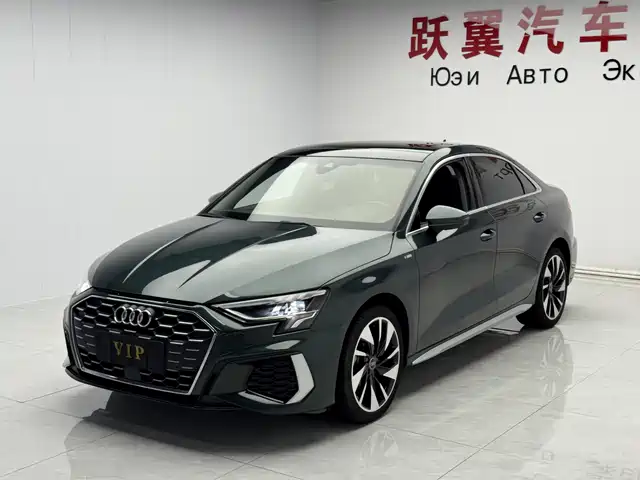 Audi A3 Рестайлинг, A3L Limousine 35 TFSI, Стиль Спорт