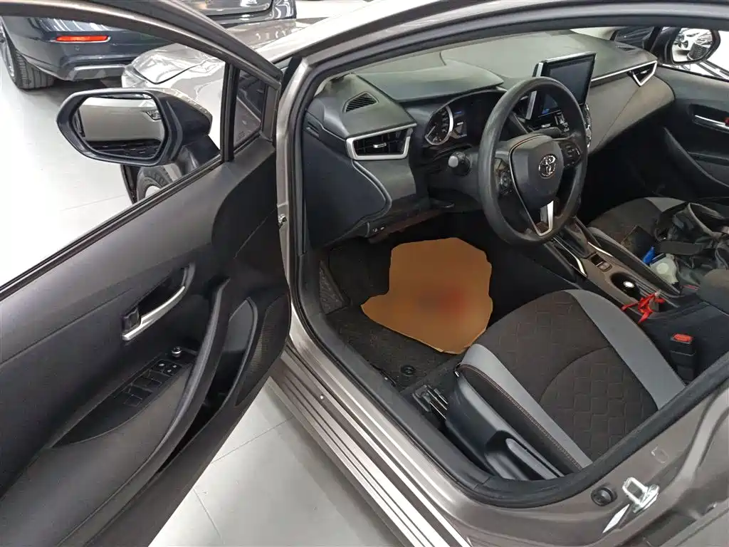Toyota Corolla 2021 1.2T S-CVT Elite PLUS Edition фото 16