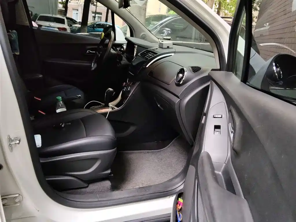 Chevrolet Trax 2014 1.4T Automatic 2WD Luxury фото 22