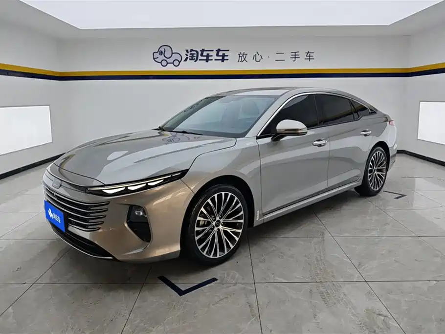 2025 Besturn B70