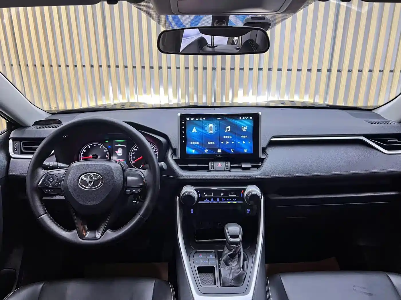 Toyota Wildlander 2020 2.0L CVT FWD Leading Edition фото 5