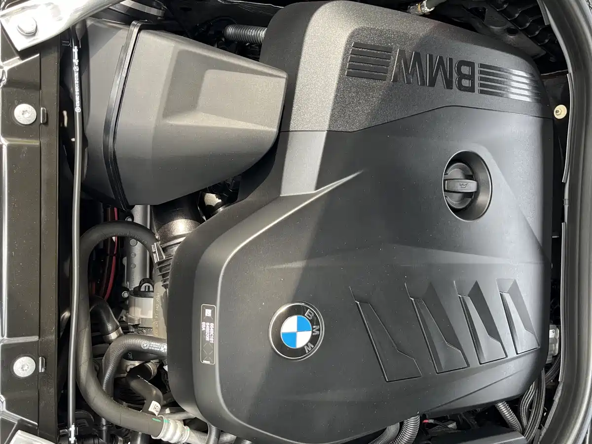 BMW 5 Series 2024 525Li M Sport Package фото 27