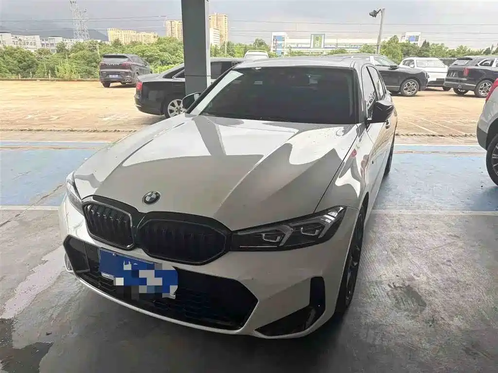 BMW 3-SERIES