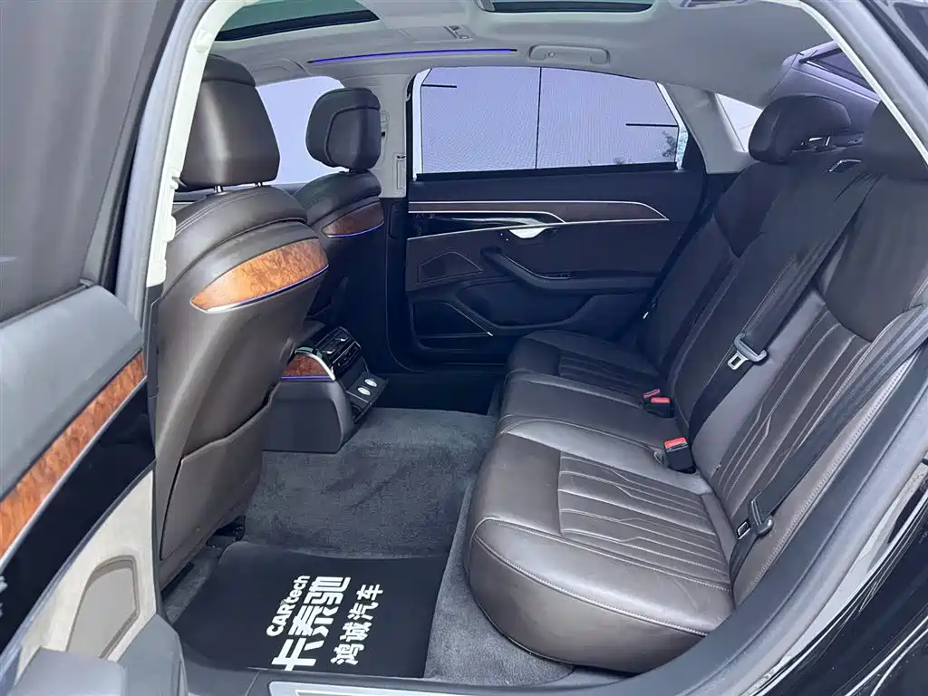 Audi A8 2018 A8L 55 TFSI quattro Launch Premium фото 17