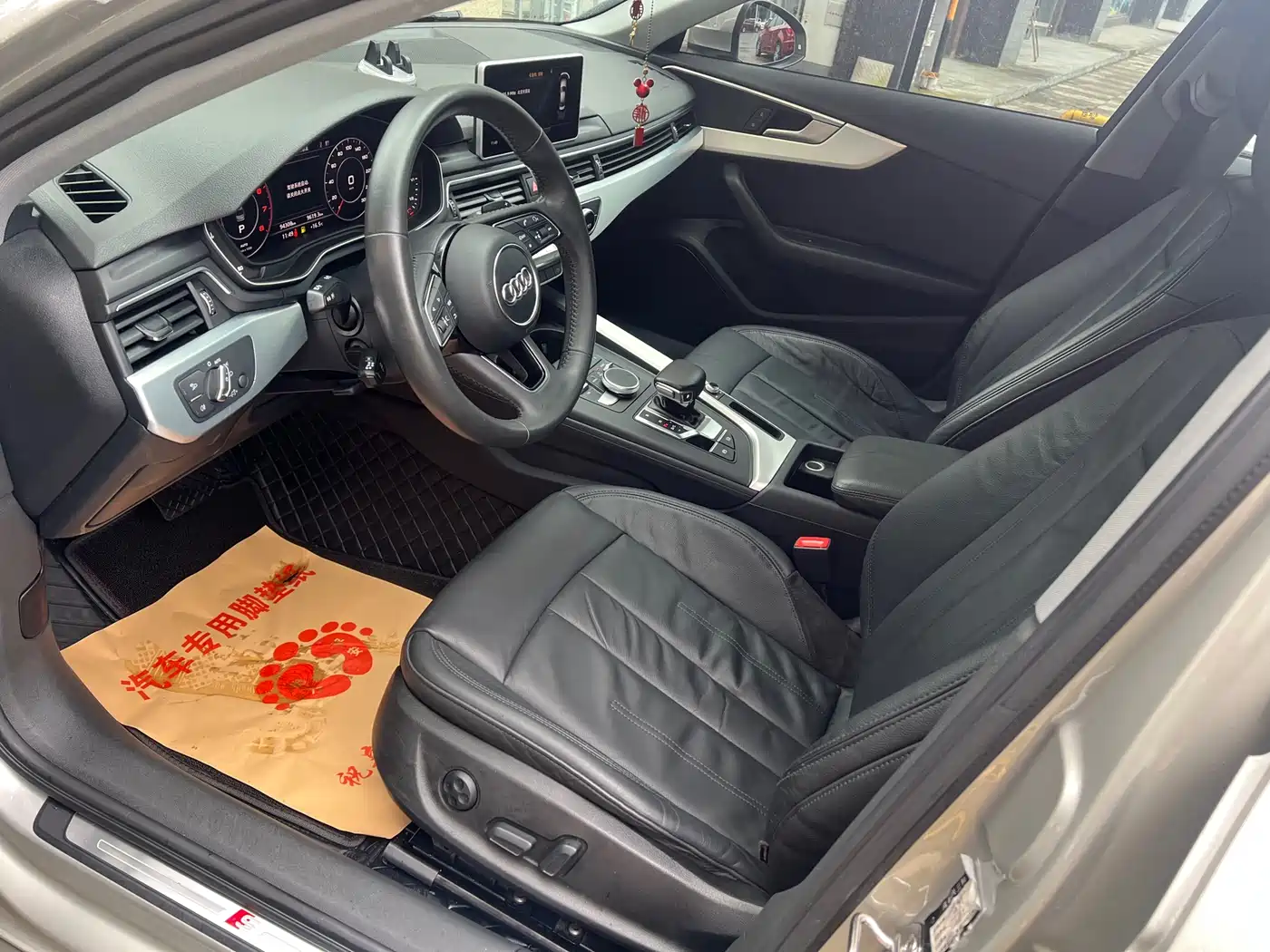 Audi A4L 2018 30th Anniversary 40 TFSI Fashion фото 6