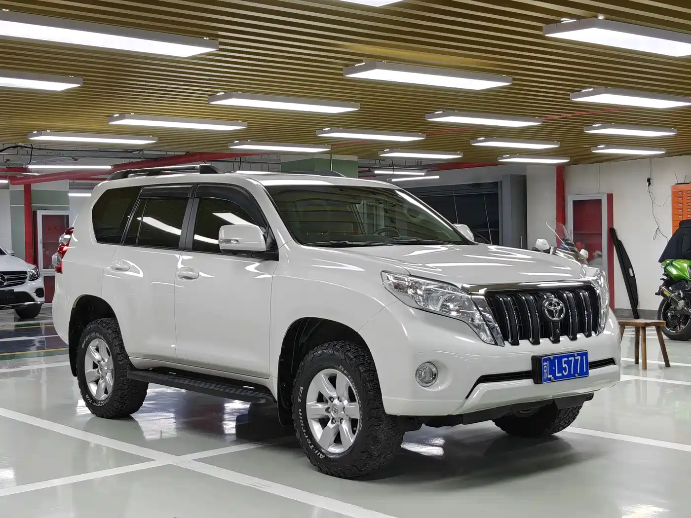 Toyota Prado 2016 2.7L Auto Standard Edition фото 3