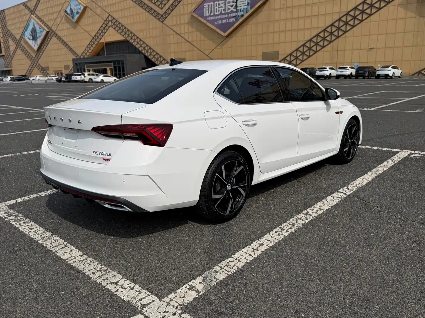 Škoda Octavia 2022 PRO TSI280 Premium Edition фото 4