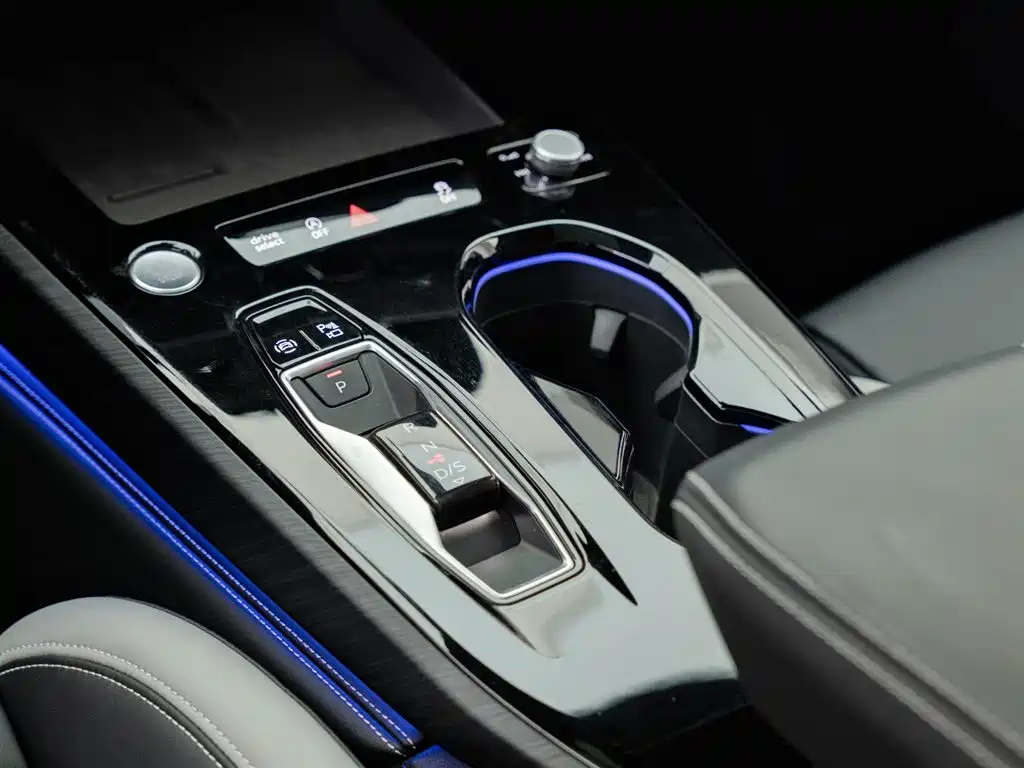 AUDI A5L