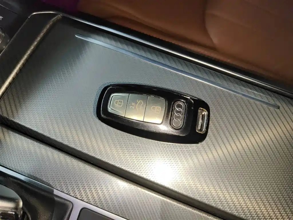 Audi A6L 2019 40 TFSI Luxury Elegance фото 9