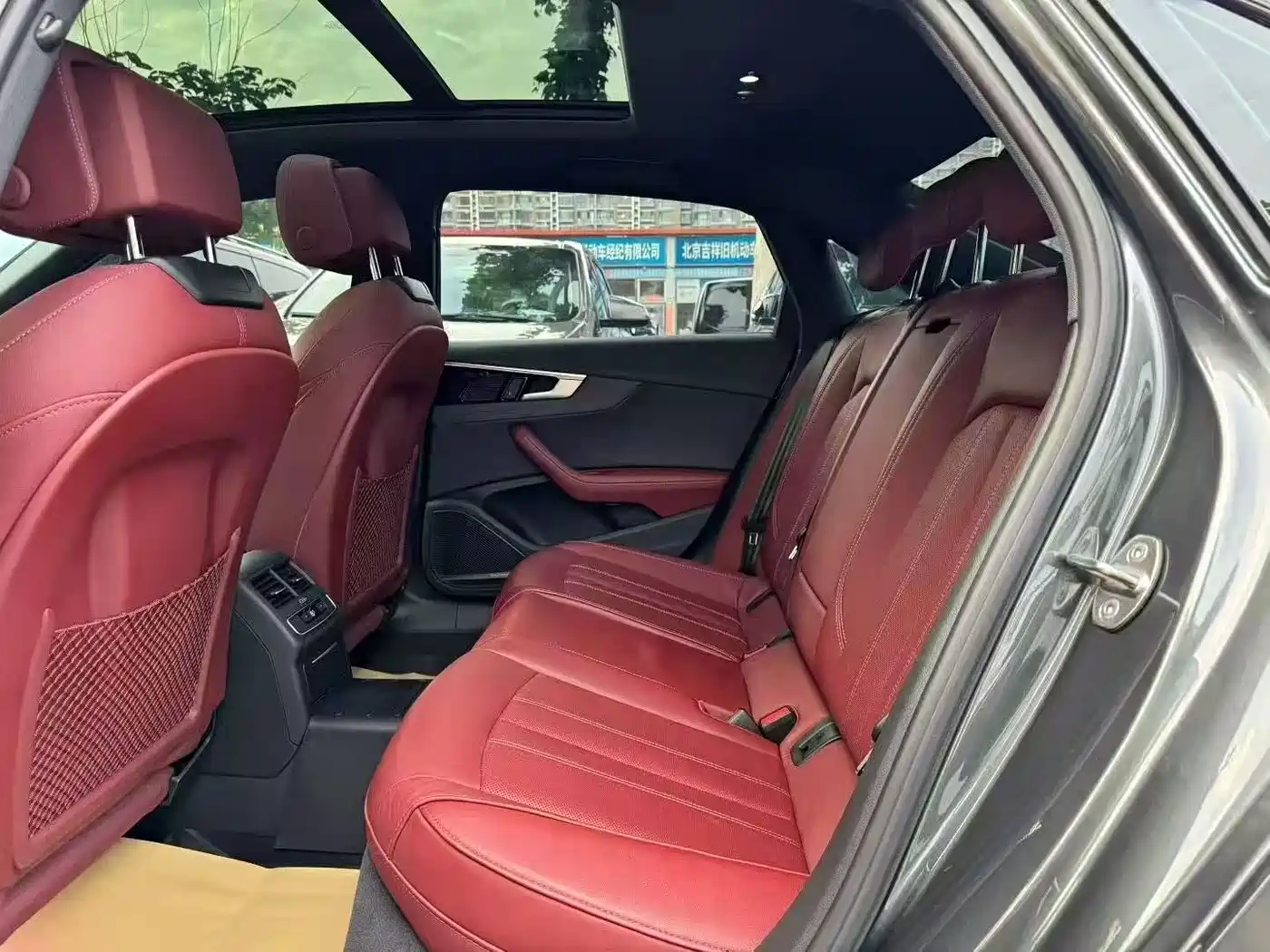 Audi A4L 2023 40 TFSI Bang&Olufsen Starlight Edition фото 6