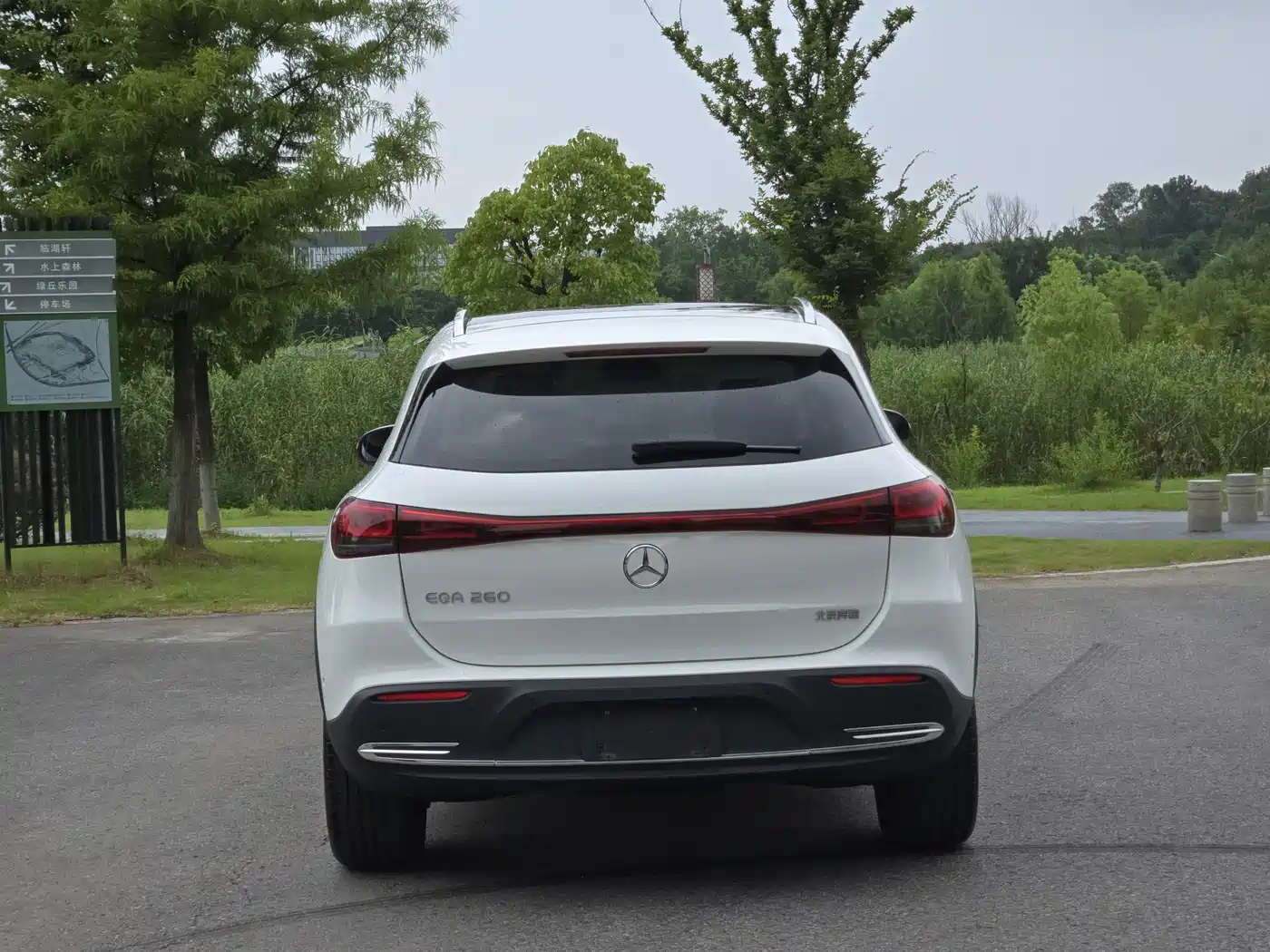 Фото 6 - Mercedes-Benz EQA