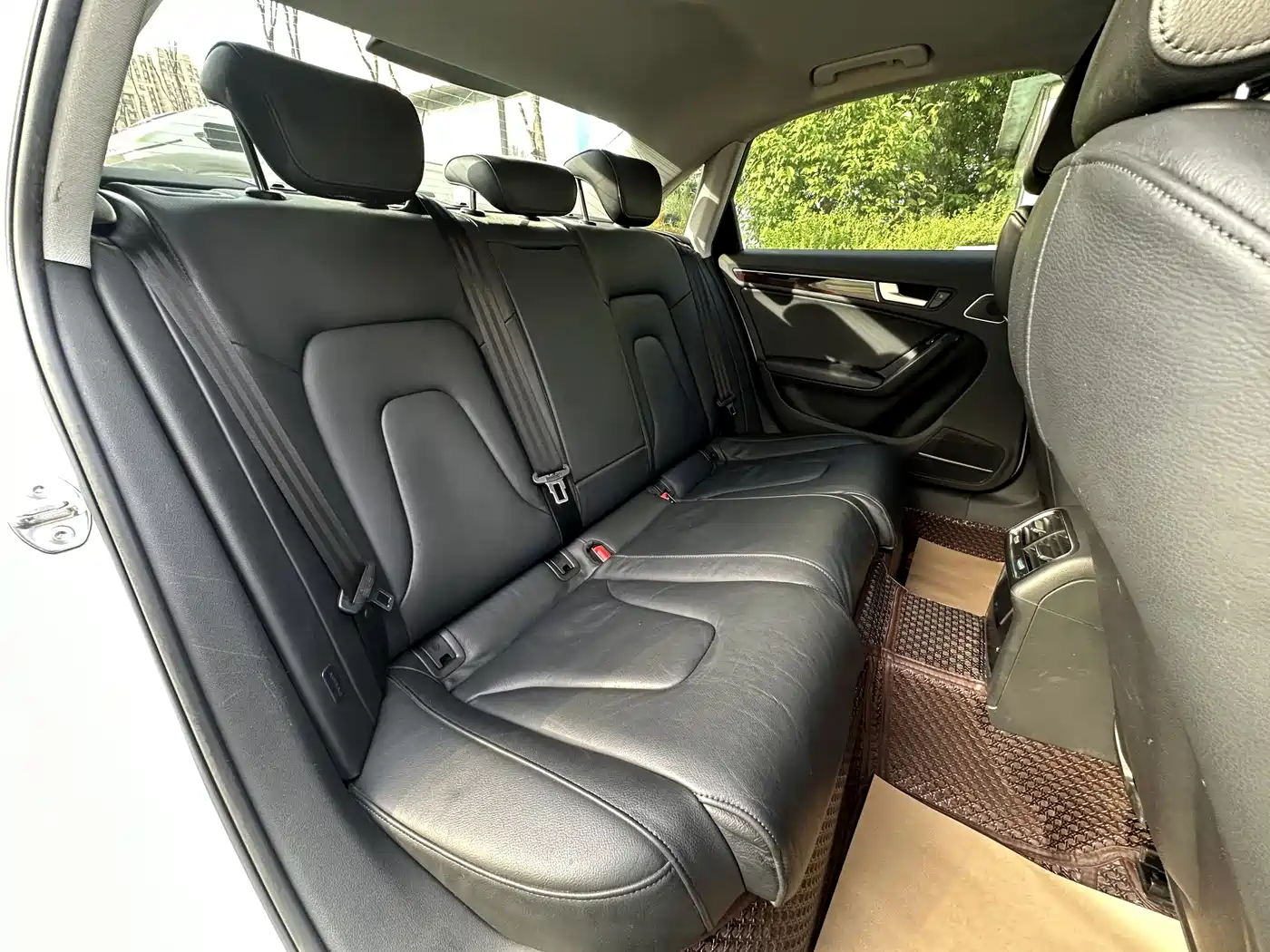 Audi A4L 2015 35 TFSI Auto Comfort фото 15