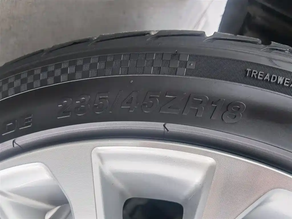Toyota Camry 2018 2.5G Luxury Edition фото 24