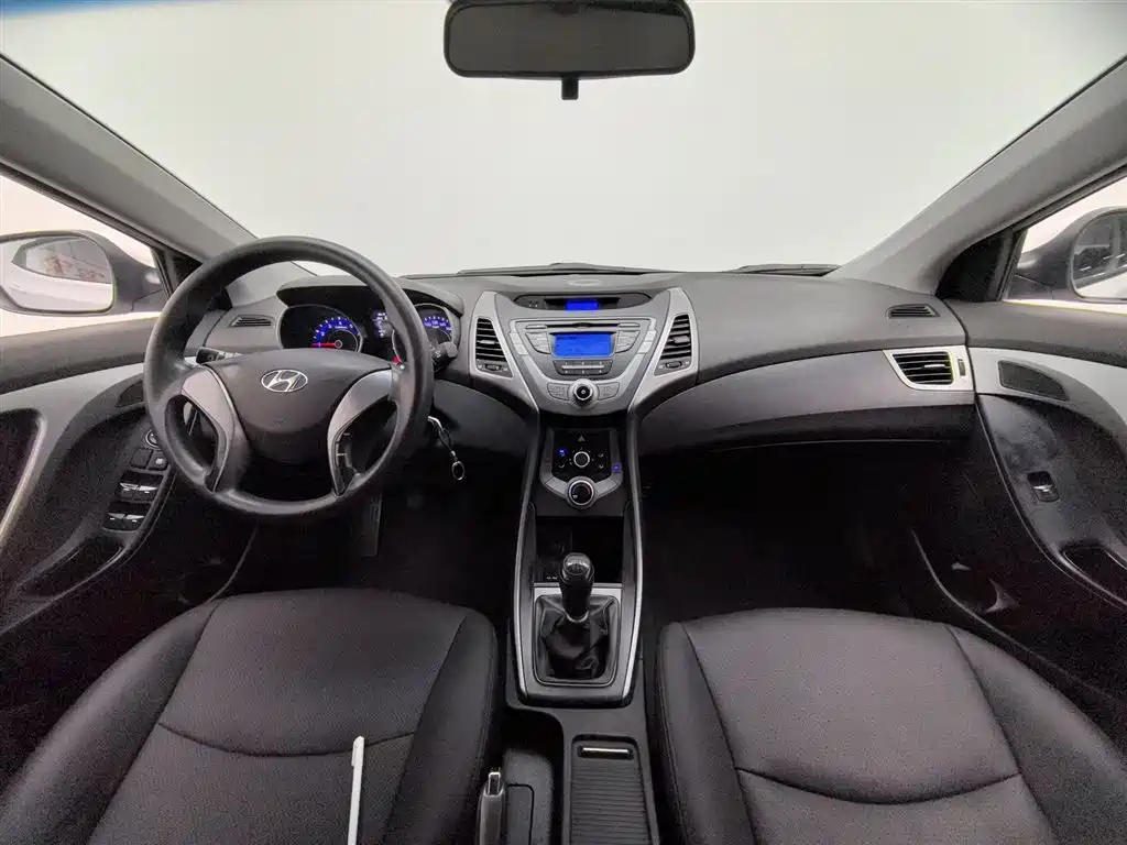 Hyundai Langdong 2015 1.6L Manual Trend фото 5
