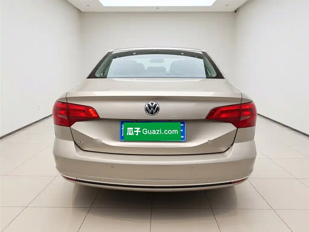Volkswagen Bora 2018 1.5L Automatic Comfort фото 6